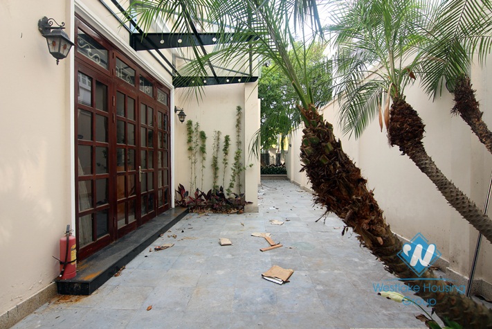 Beautiful and spacious villa for rent in Ciputra Complex